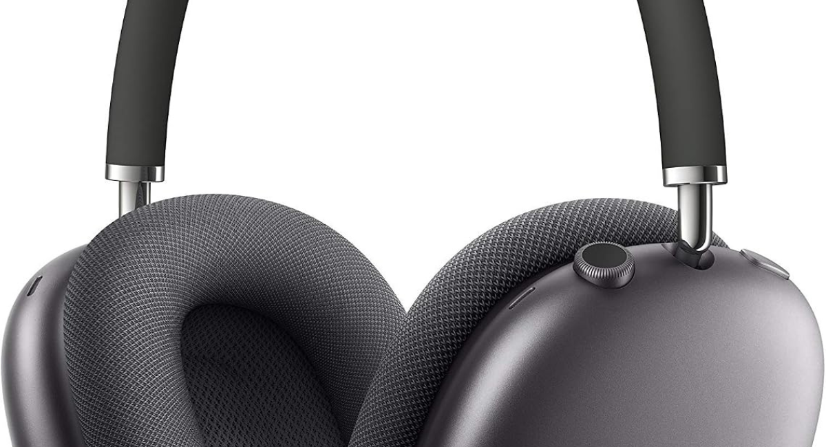 I Almost Paid $549 for New AirPods Max—Then I Found a Renewed Pair for $320 That Changed Everything